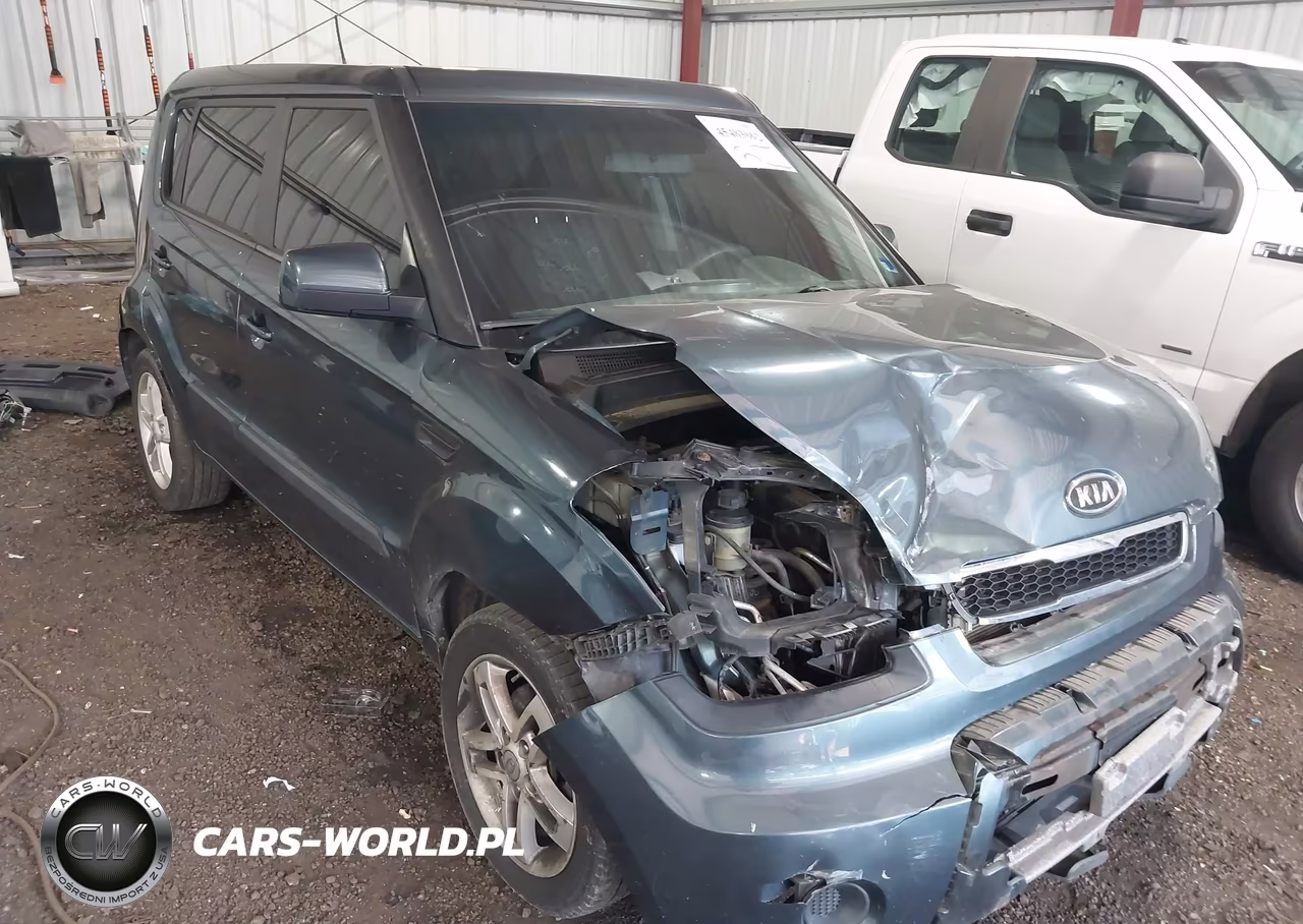 2011 Kia Soul +