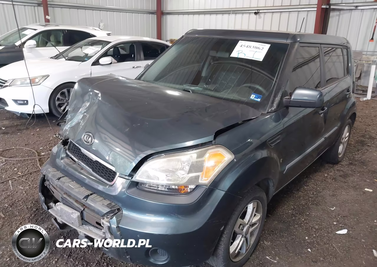 2011 Kia Soul + VIN:KNDJT2A28B7231178 - 2