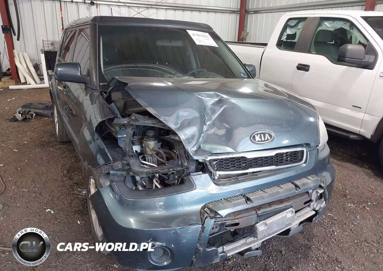 2011 Kia Soul + VIN:KNDJT2A28B7231178 - 6