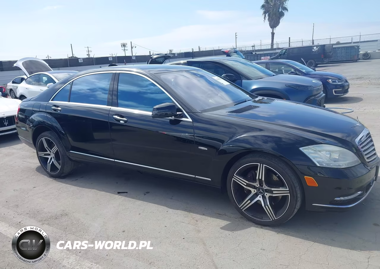 2012 Mercedes-Benz S 550 VIN:WDDNG7DB3CA421897 - 13