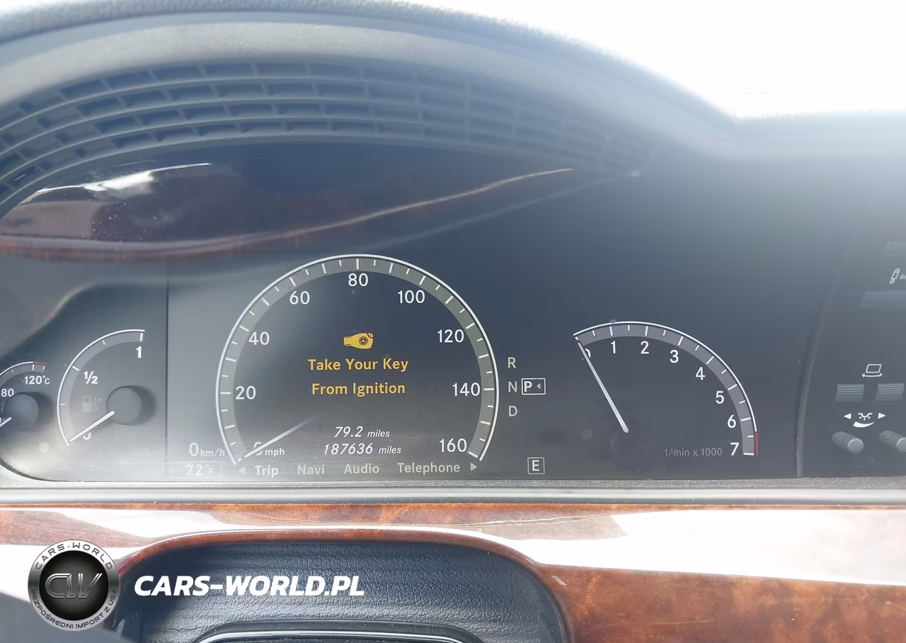 2012 Mercedes-Benz S 550 VIN:WDDNG7DB3CA421897 - 7