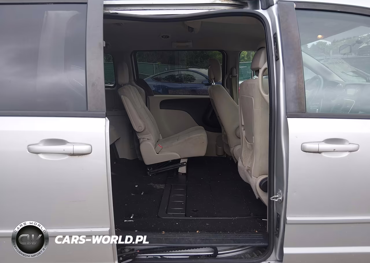 2012 Dodge Grand Caravan Sxt VIN:2C4RDGCG9CR374582 - 8