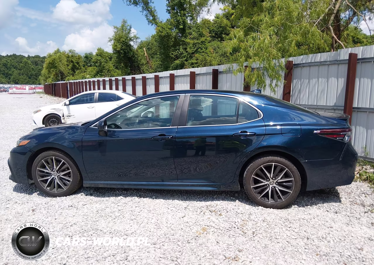 2021 Toyota Camry Se VIN:4T1G11AKXMU568171 - 14