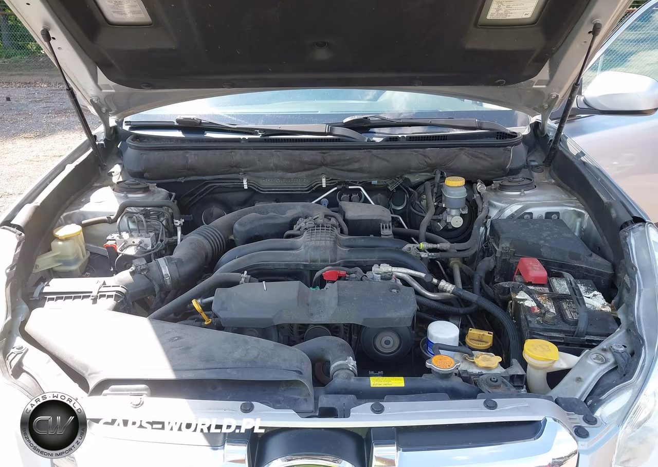 2013 Subaru Outback 2.5I Premium VIN:4S4BRBGC5D3303575 - 10