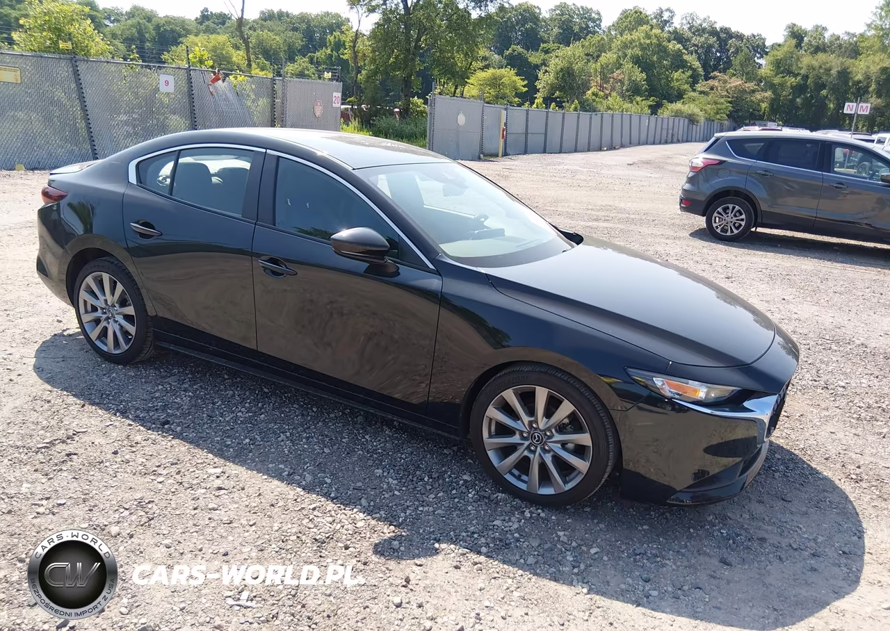 2022 Mazda Mazda3 Select – zdjęcie 1 z 17