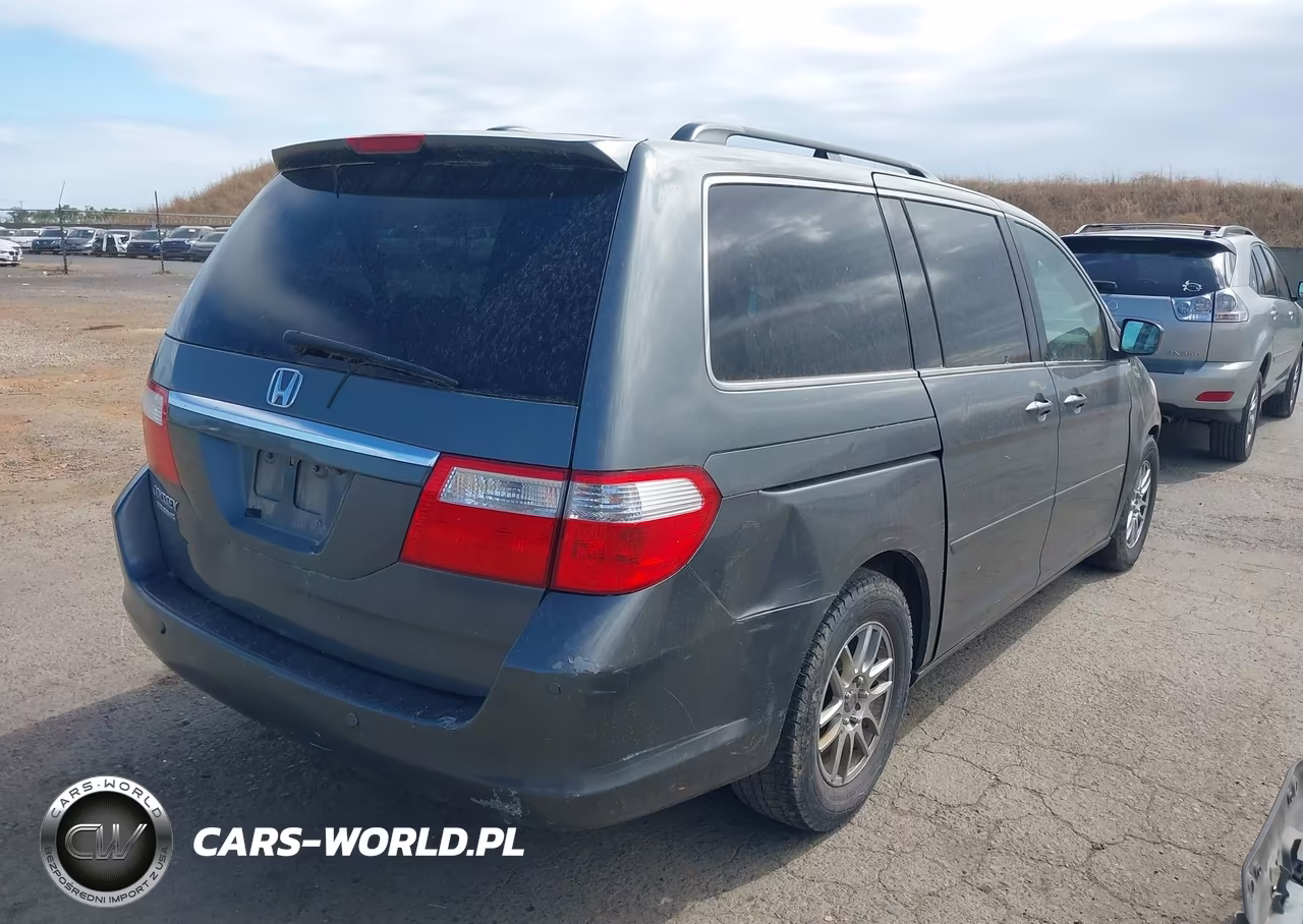 2007 Honda Odyssey Touring VIN:5FNRL38837B075961 - 4