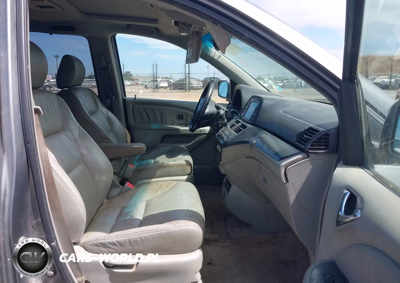 2007 Honda Odyssey Touring VIN:5FNRL38837B075961 - 5