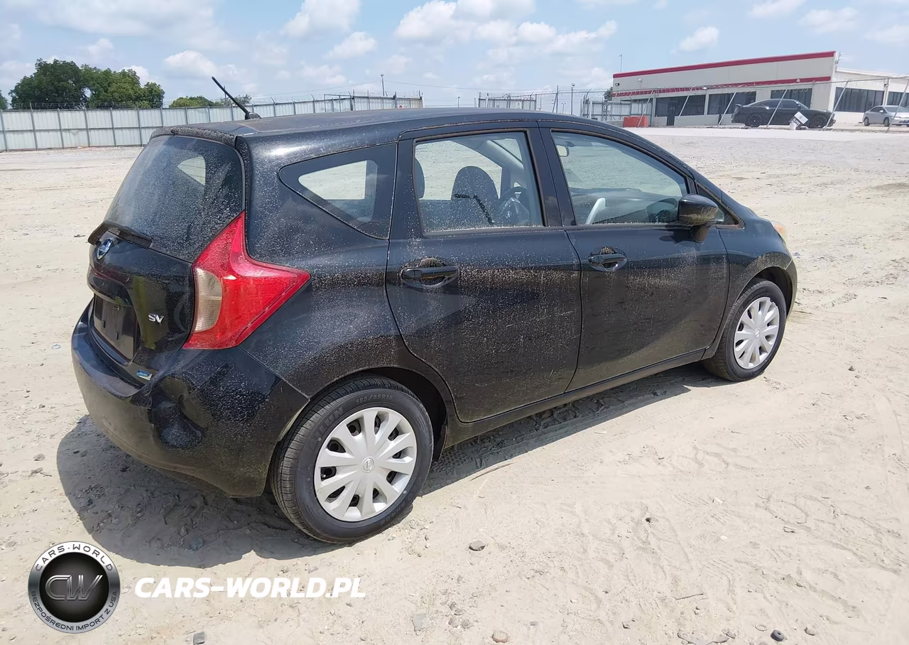 2015 Nissan Versa Note S (Sr)-S Plus-Sl-Sr-Sv VIN:3N1CE2CP0FL397274 - 4