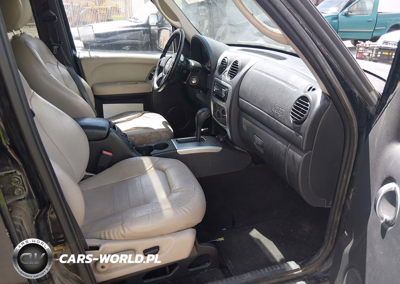 2003 Jeep Liberty Renegade VIN:1J4GL38KX3W621688 - 5