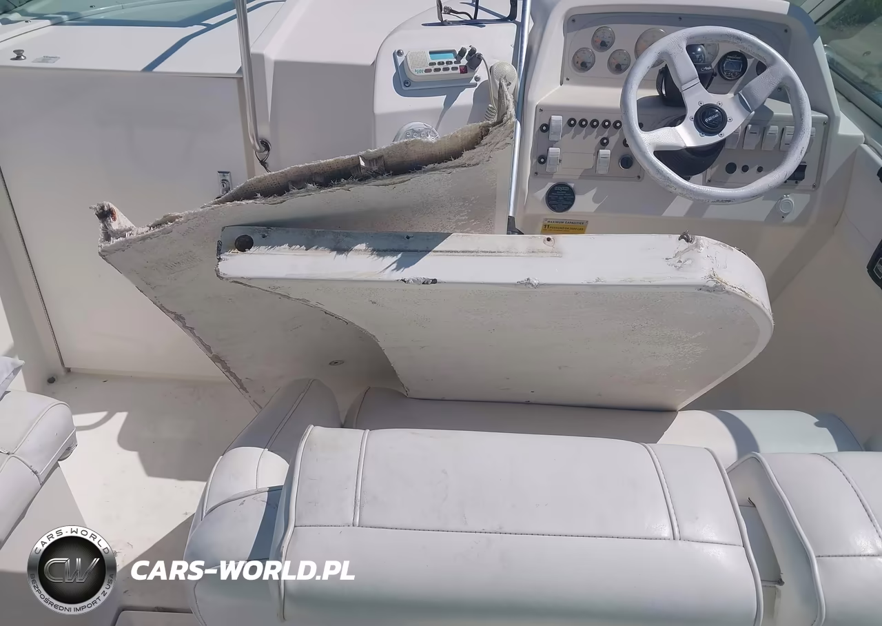 1995 Cruisers Yachts Other VIN:00000CRSUSA44G495 - 12