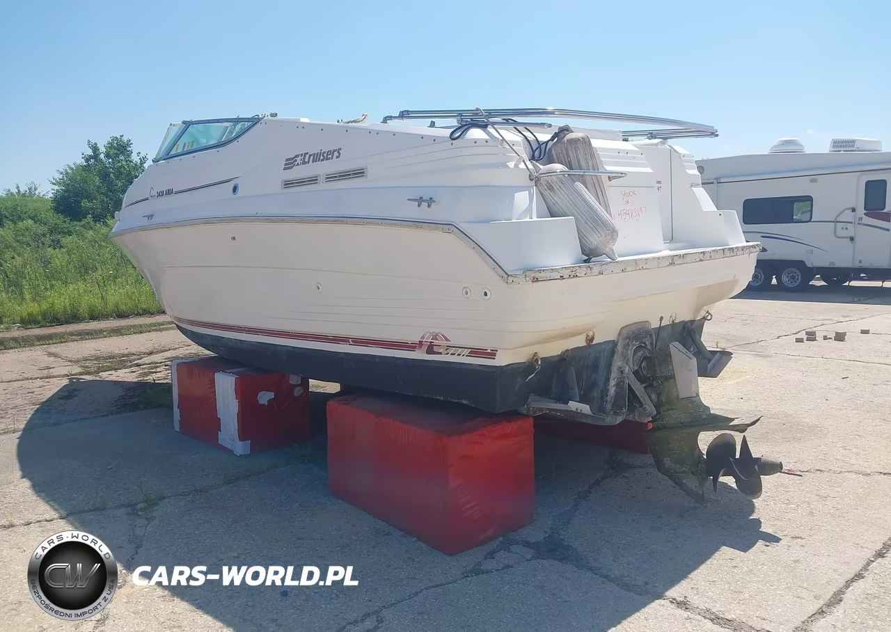 1995 Cruisers Yachts Other VIN:00000CRSUSA44G495 - 3