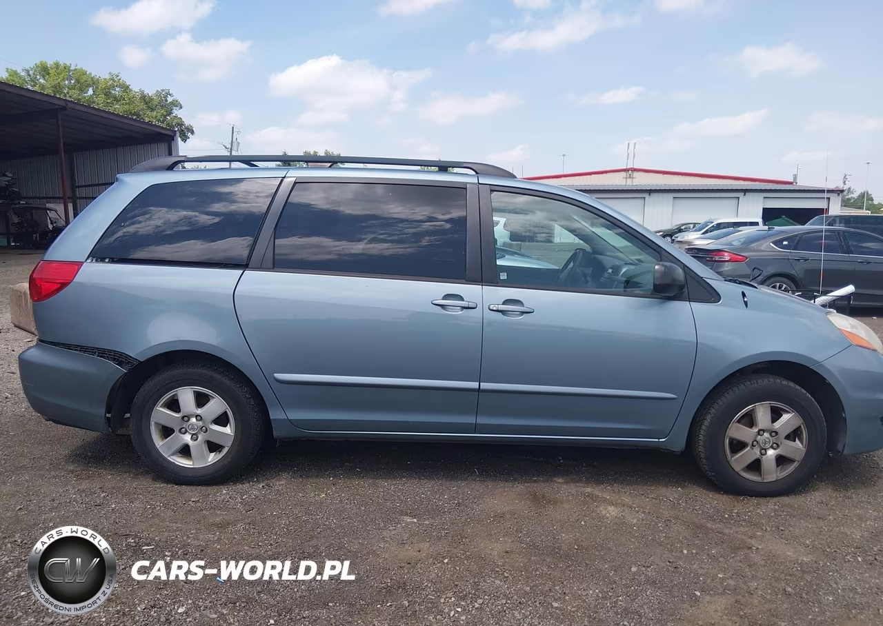 2007 Toyota Sienna Le VIN:5TDZK23C27S001029 - 13