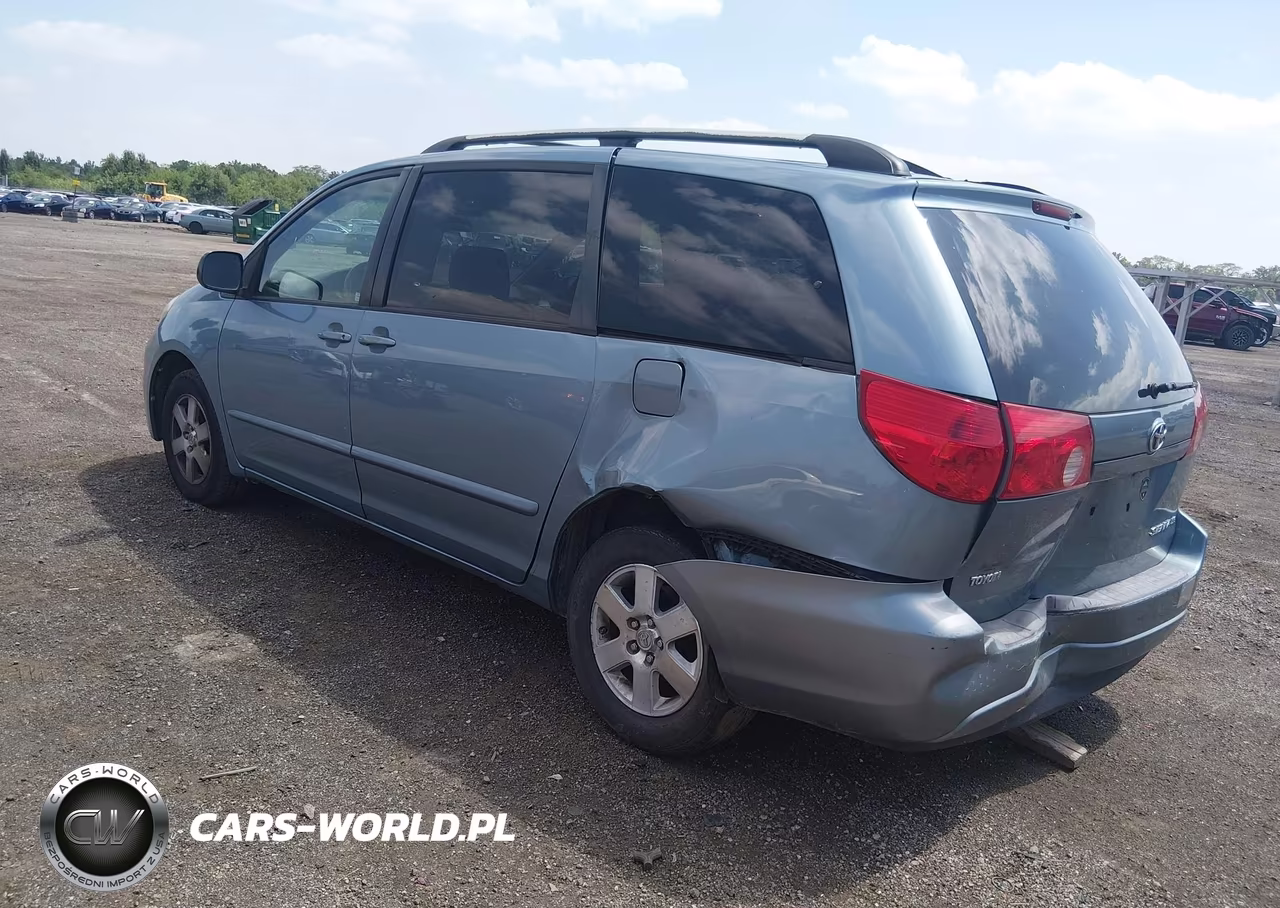 2007 Toyota Sienna Le VIN:5TDZK23C27S001029 - 3