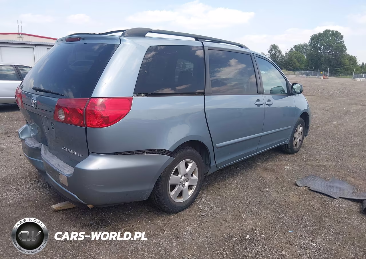 2007 Toyota Sienna Le VIN:5TDZK23C27S001029 - 4