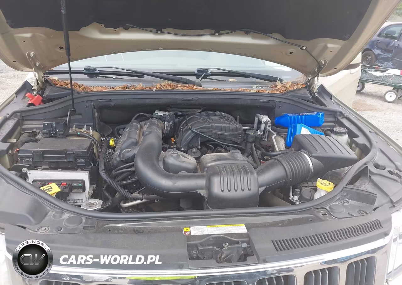 2012 Jeep Grand Cherokee Laredo VIN:1C4RJFAG4CC179939 - 10