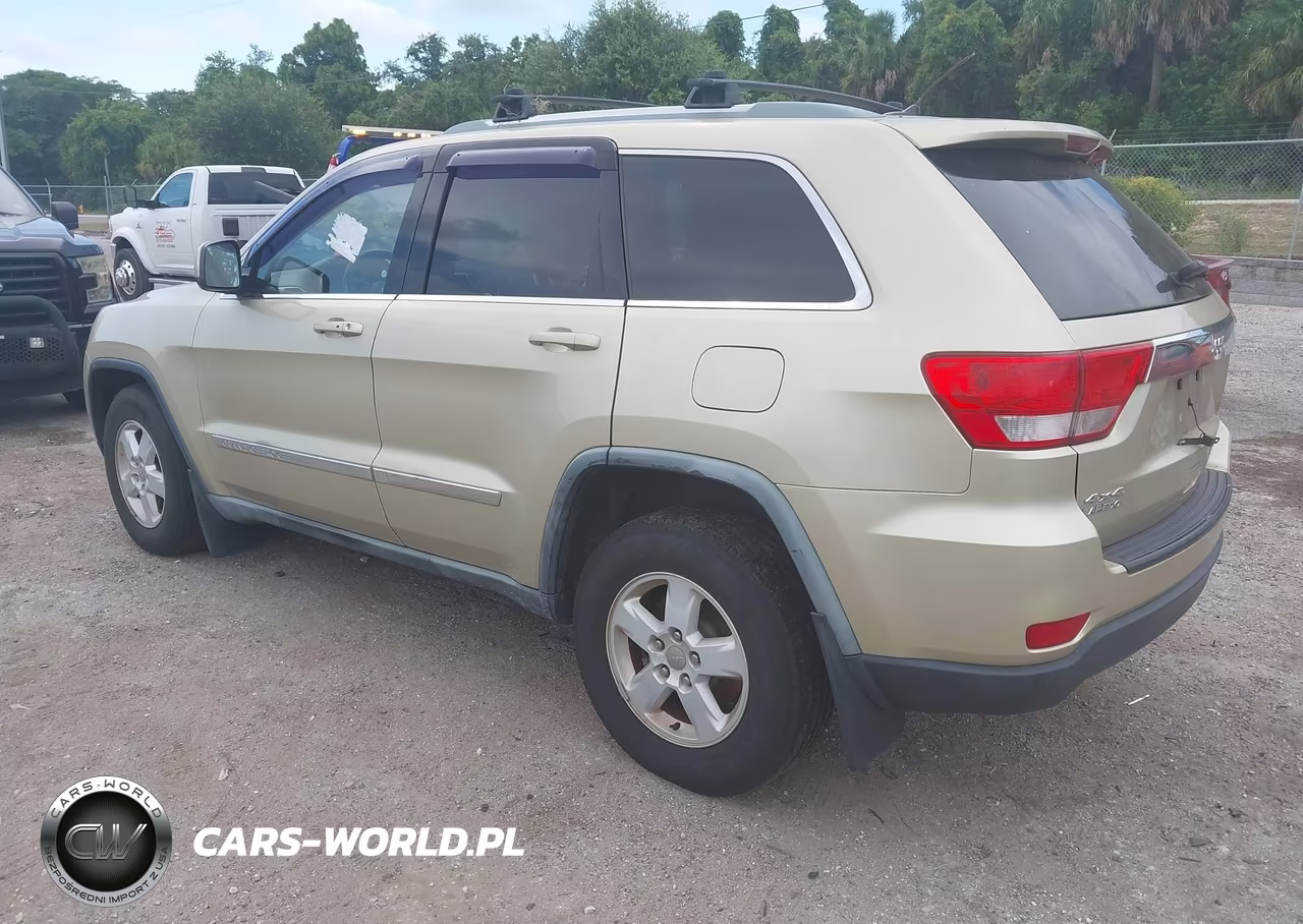 2012 Jeep Grand Cherokee Laredo VIN:1C4RJFAG4CC179939 - 3