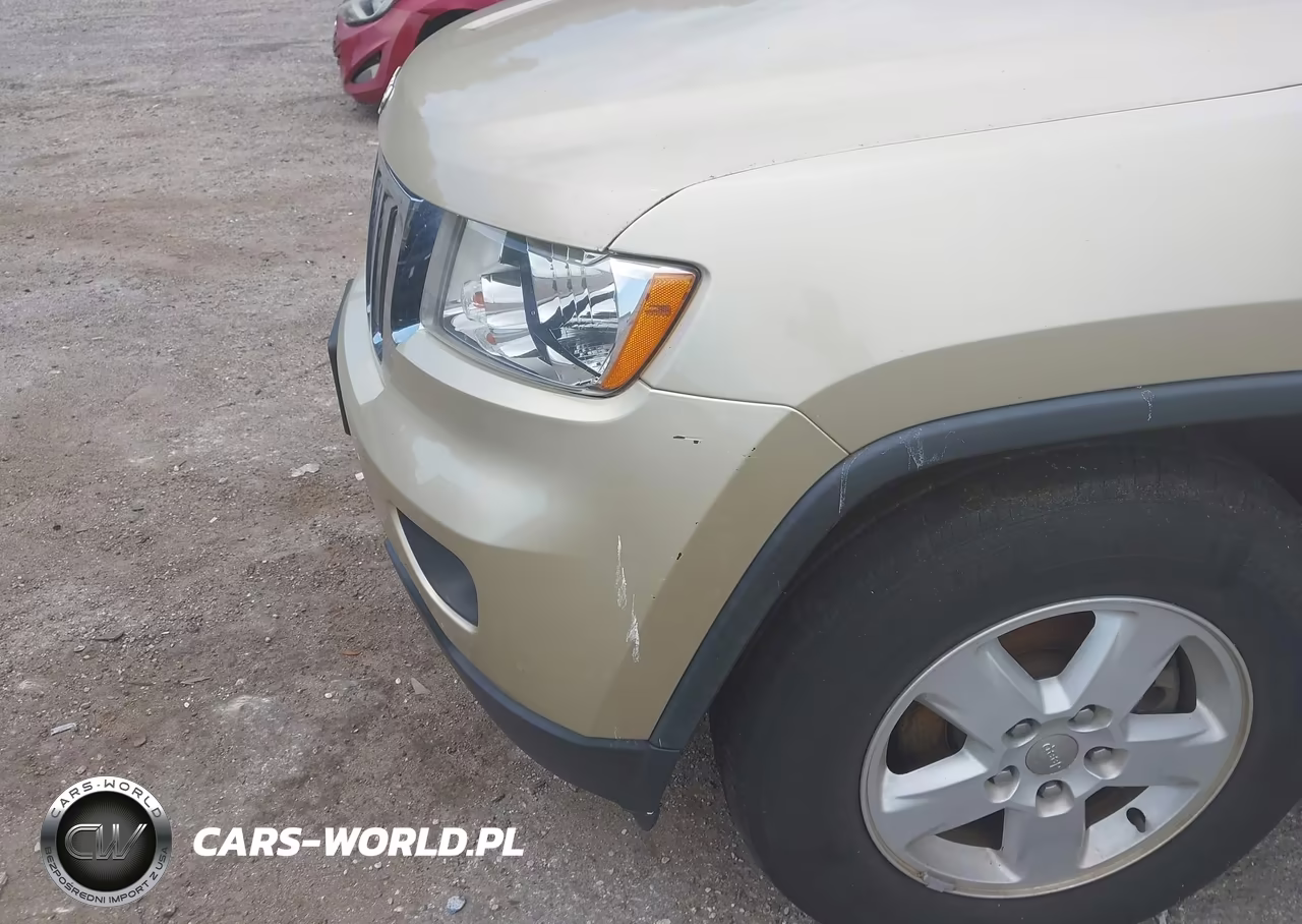 2012 Jeep Grand Cherokee Laredo VIN:1C4RJFAG4CC179939 - 6