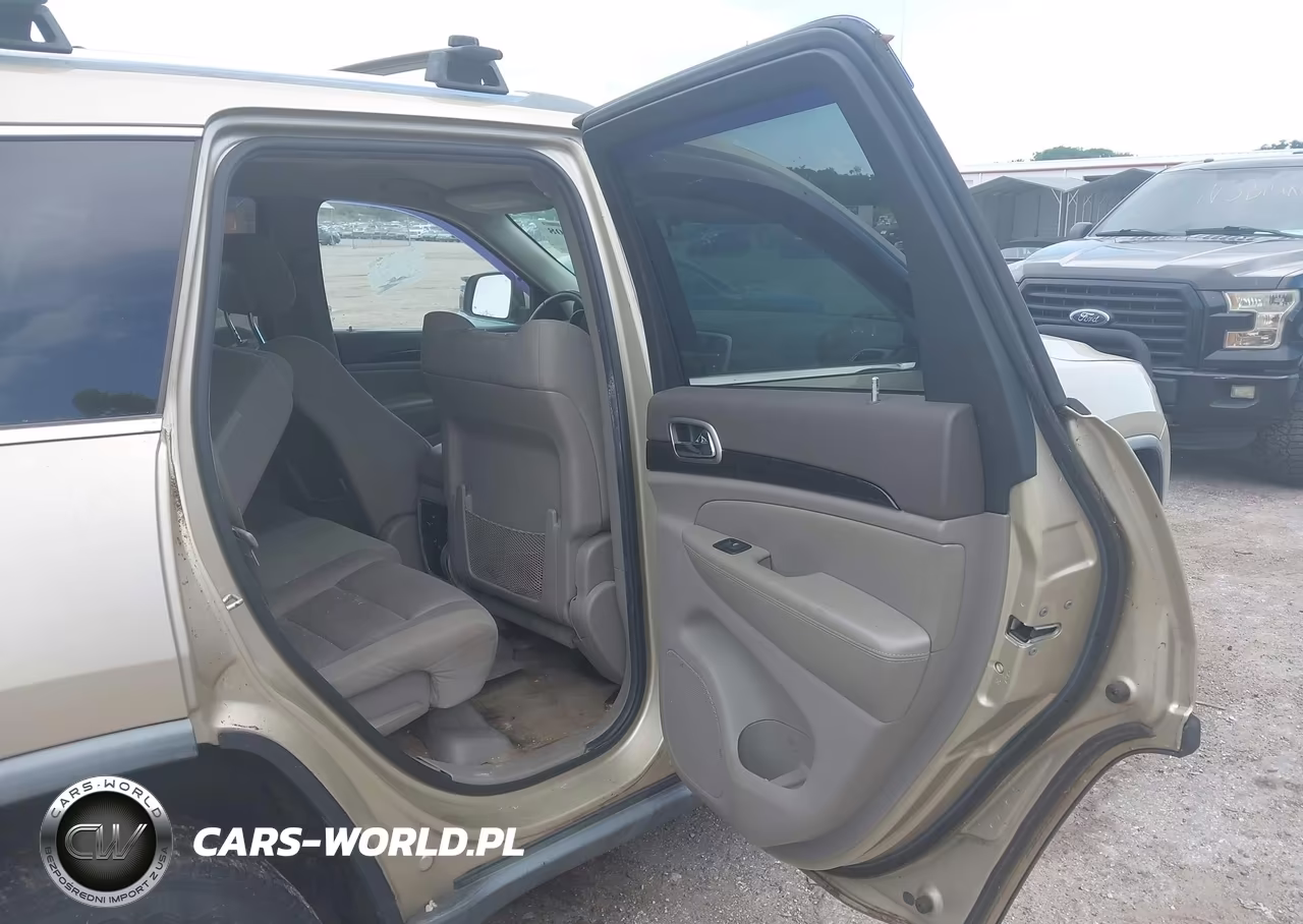 2012 Jeep Grand Cherokee Laredo VIN:1C4RJFAG4CC179939 - 8