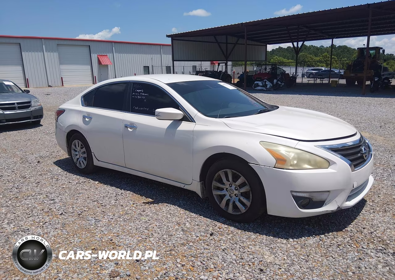 2014 Nissan Altima 2.5 S – zdjęcie 1 z 12