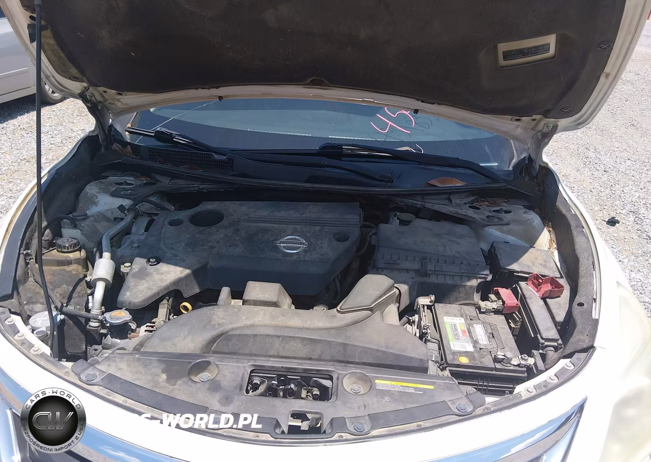 2014 Nissan Altima 2.5 S VIN:1N4AL3AP8EN352056 - 10