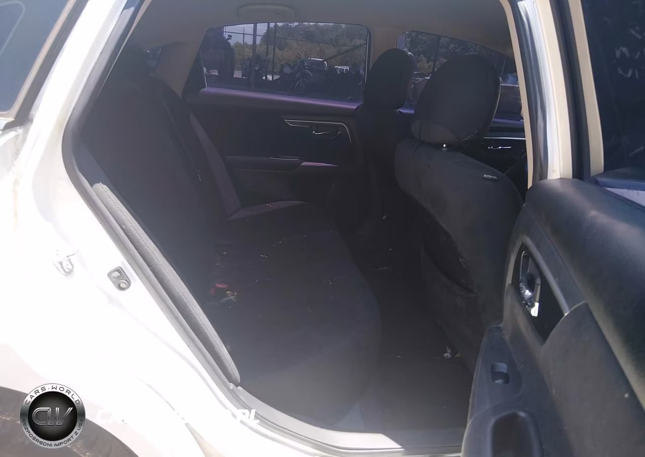 2014 Nissan Altima 2.5 S VIN:1N4AL3AP8EN352056 - 8