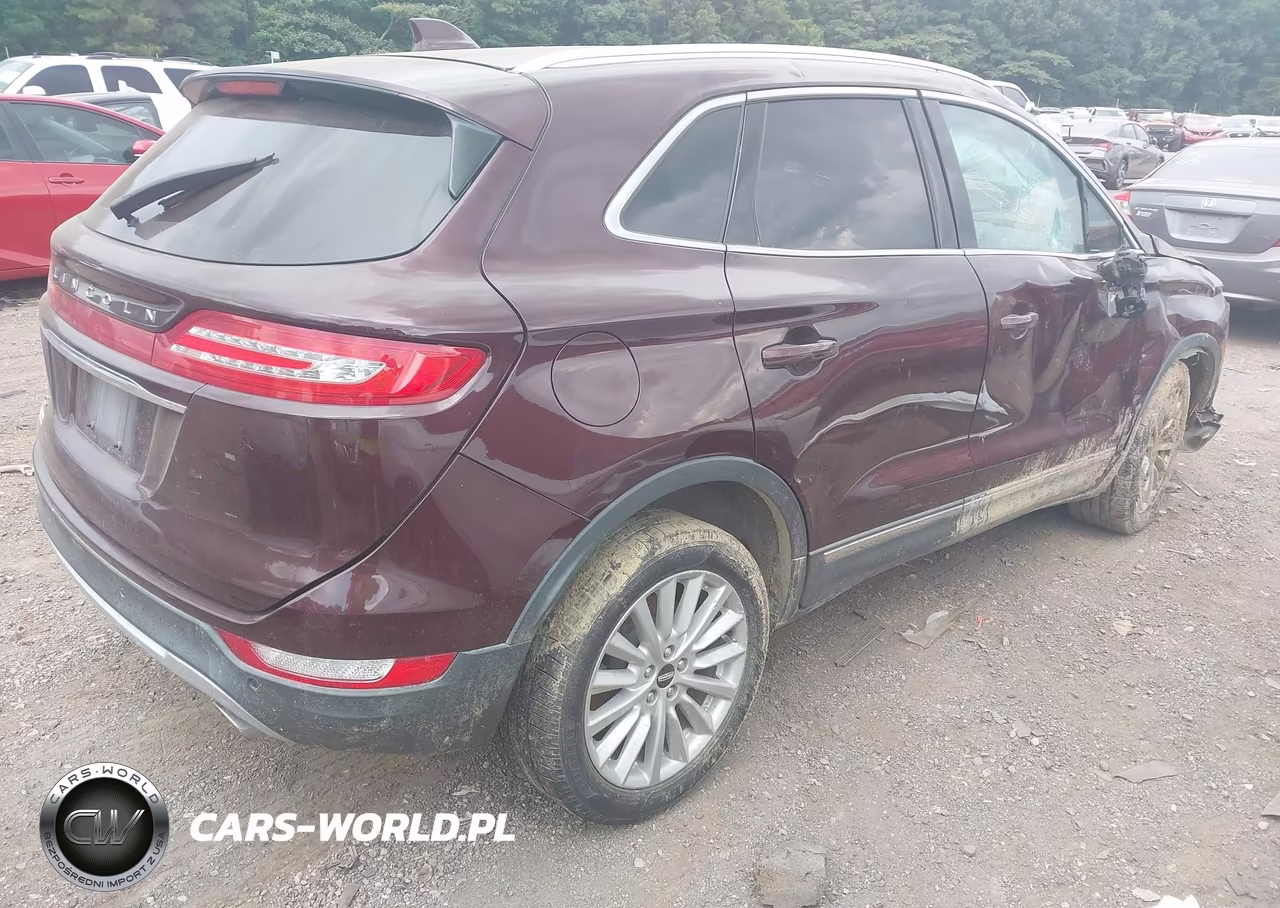 2019 Lincoln Mkc Standard VIN:5LMCJ1C91KUL38750 - 4