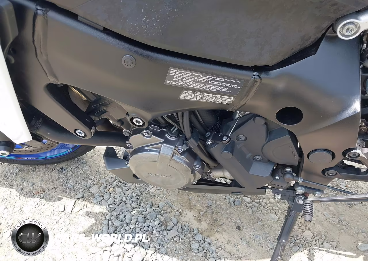 2024 Suzuki Gsx-S1000 A VIN:JS1EK11B1R7100077 - 9