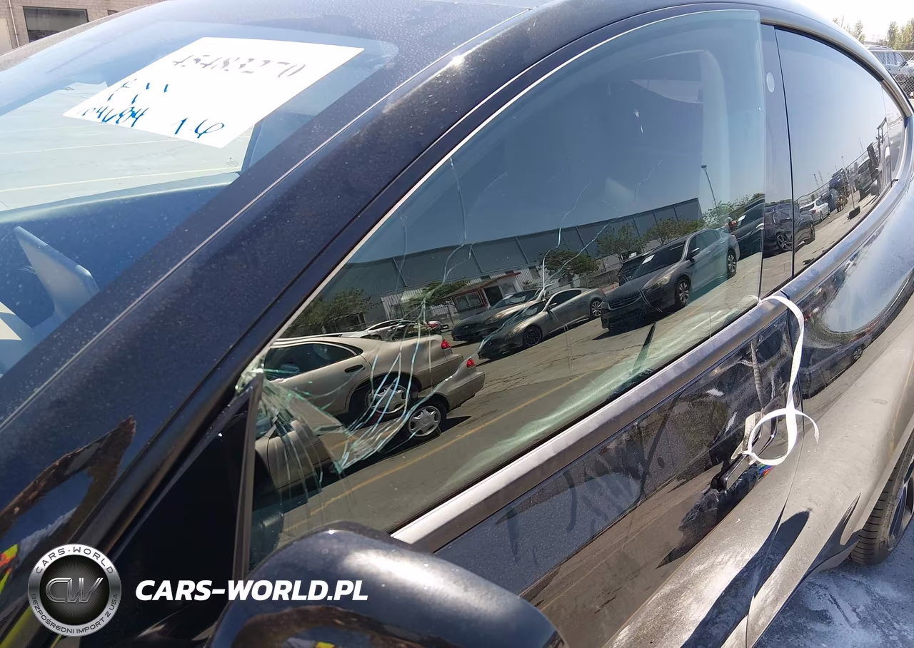 2021 Tesla Model Y Long Range Dual Motor All-Wheel Drive VIN:5YJYGDEE7MF076557 - 22