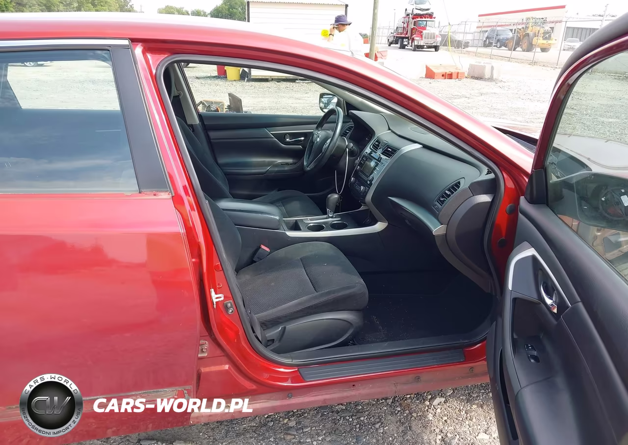2015 Nissan Altima 2.5 Sv VIN:1N4AL3APXFC268673 - 5