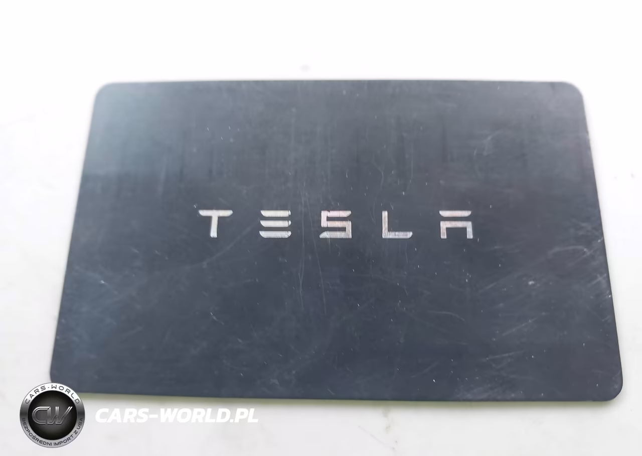 2022 Tesla Model Y VIN:7SAYGDEE7NF369556 - 11
