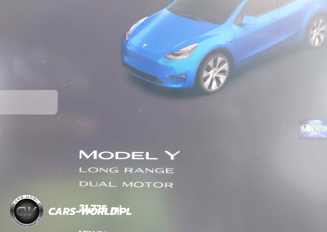 2022 Tesla Model Y VIN:7SAYGDEE7NF369556 - 7