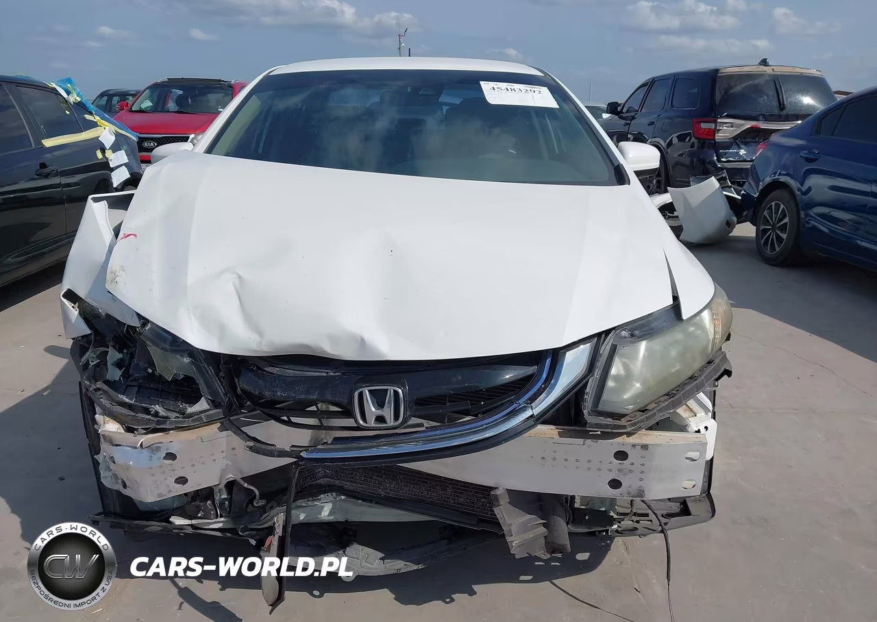 2015 Honda Civic Hybrid VIN:19XFB4F24FE000782 - 13