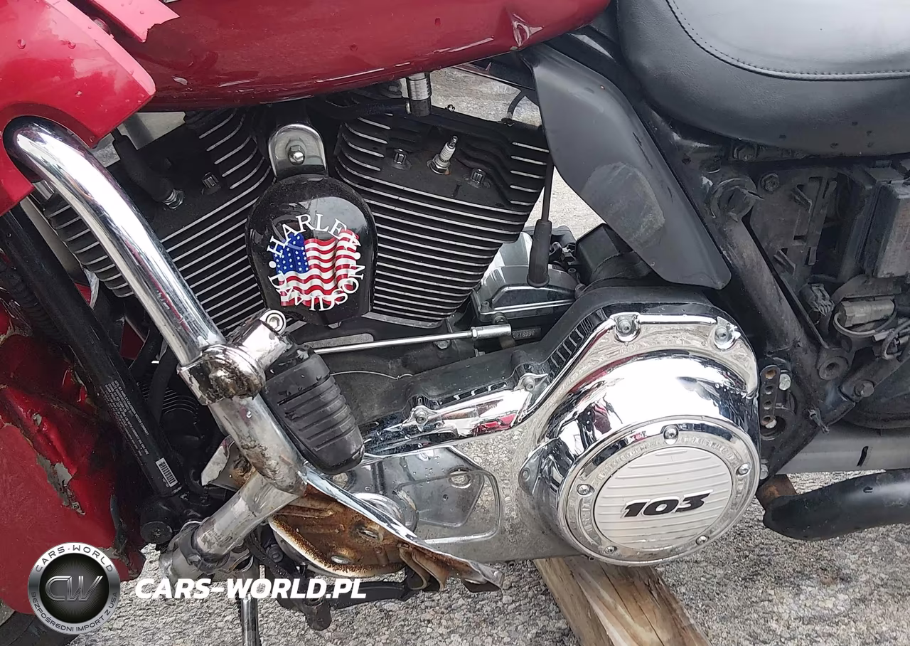 2012 Harley-Davidson Fltru Road Glide Ultra VIN:1HD1KGM12CB607776 - 9
