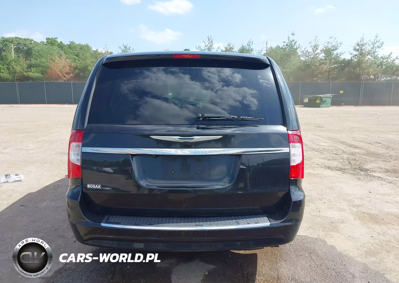 2013 Chrysler Town & Country Touring VIN:2C4RC1BG8DR756332 - 16