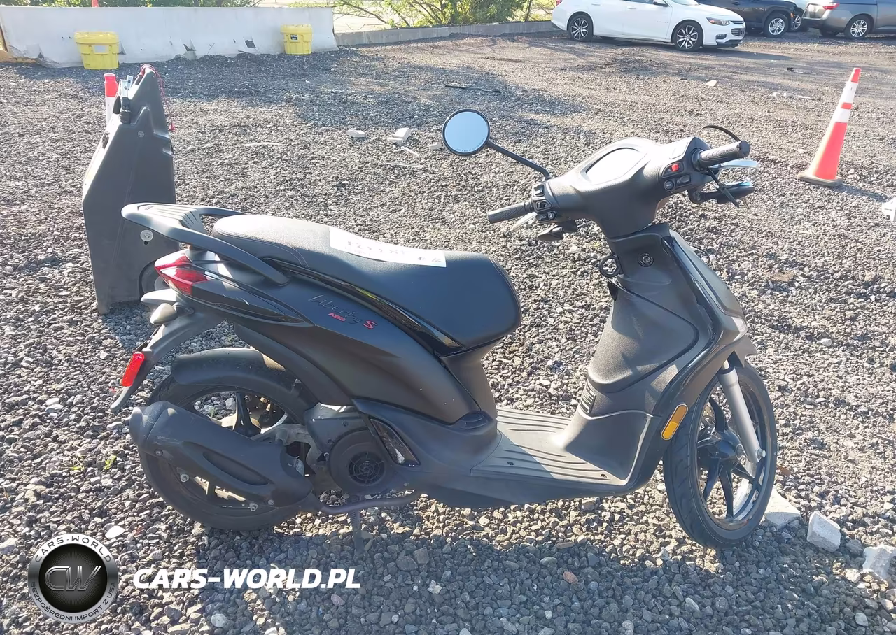 2022 Piaggio Liberty 150-150 S-150 Baci Perugina VIN:ZAPM898G1N7003471 - 12