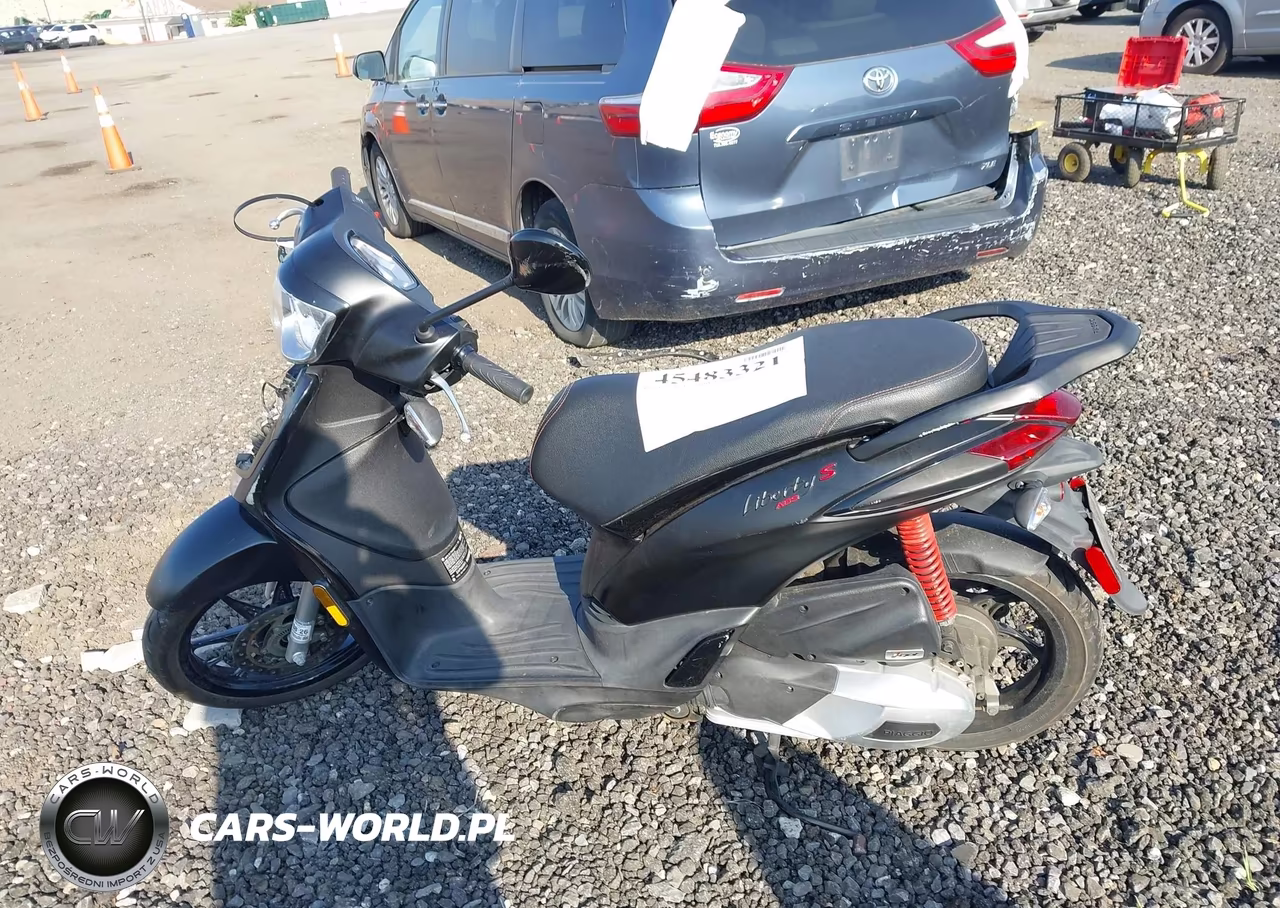 2022 Piaggio Liberty 150-150 S-150 Baci Perugina VIN:ZAPM898G1N7003471 - 13