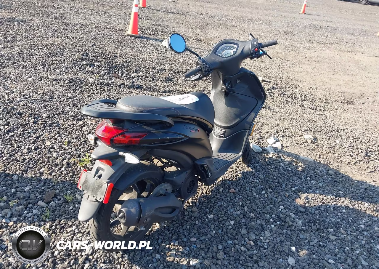 2022 Piaggio Liberty 150-150 S-150 Baci Perugina VIN:ZAPM898G1N7003471 - 4