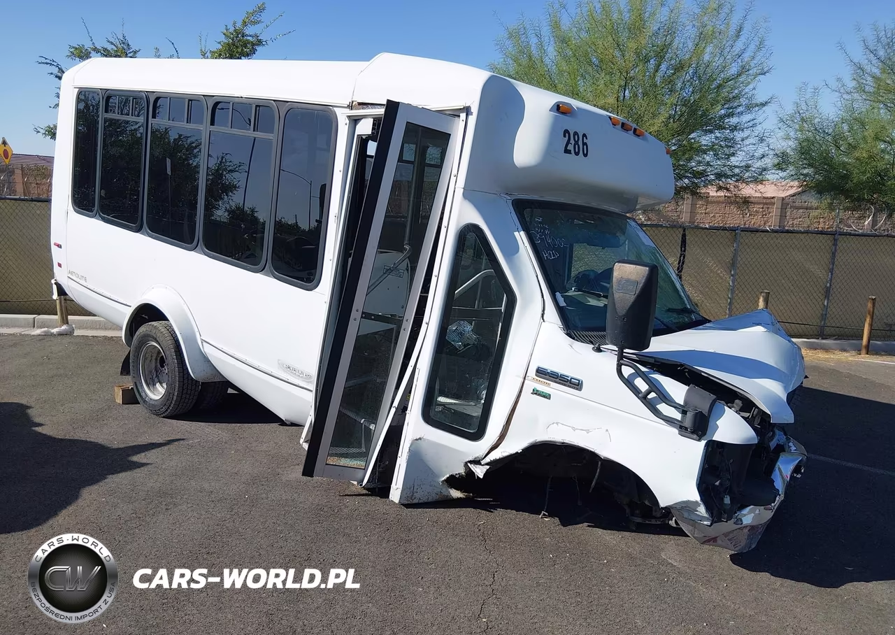 2013 Ford Econoline E350 Super Duty Ctway Van