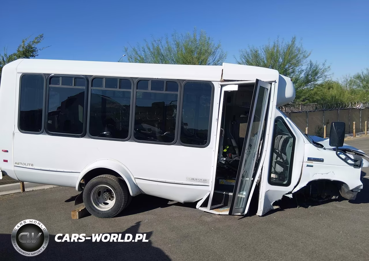 2013 Ford Econoline E350 Super Duty Ctway Van VIN:1FDEE3FL8DDA59558 - 13