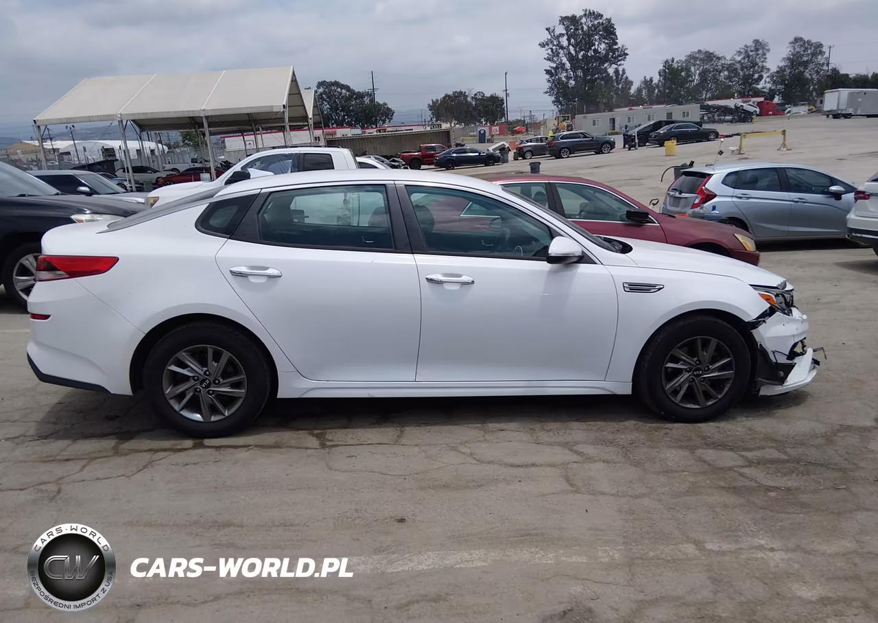 2019 Kia Optima Lx VIN:5XXGT4L35KG320452 - 14