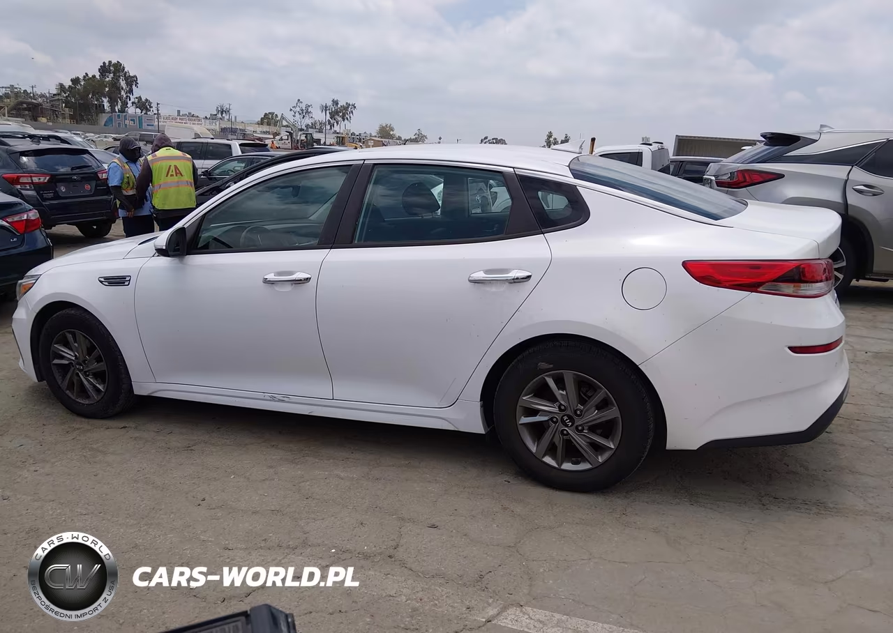 2019 Kia Optima Lx VIN:5XXGT4L35KG320452 - 15