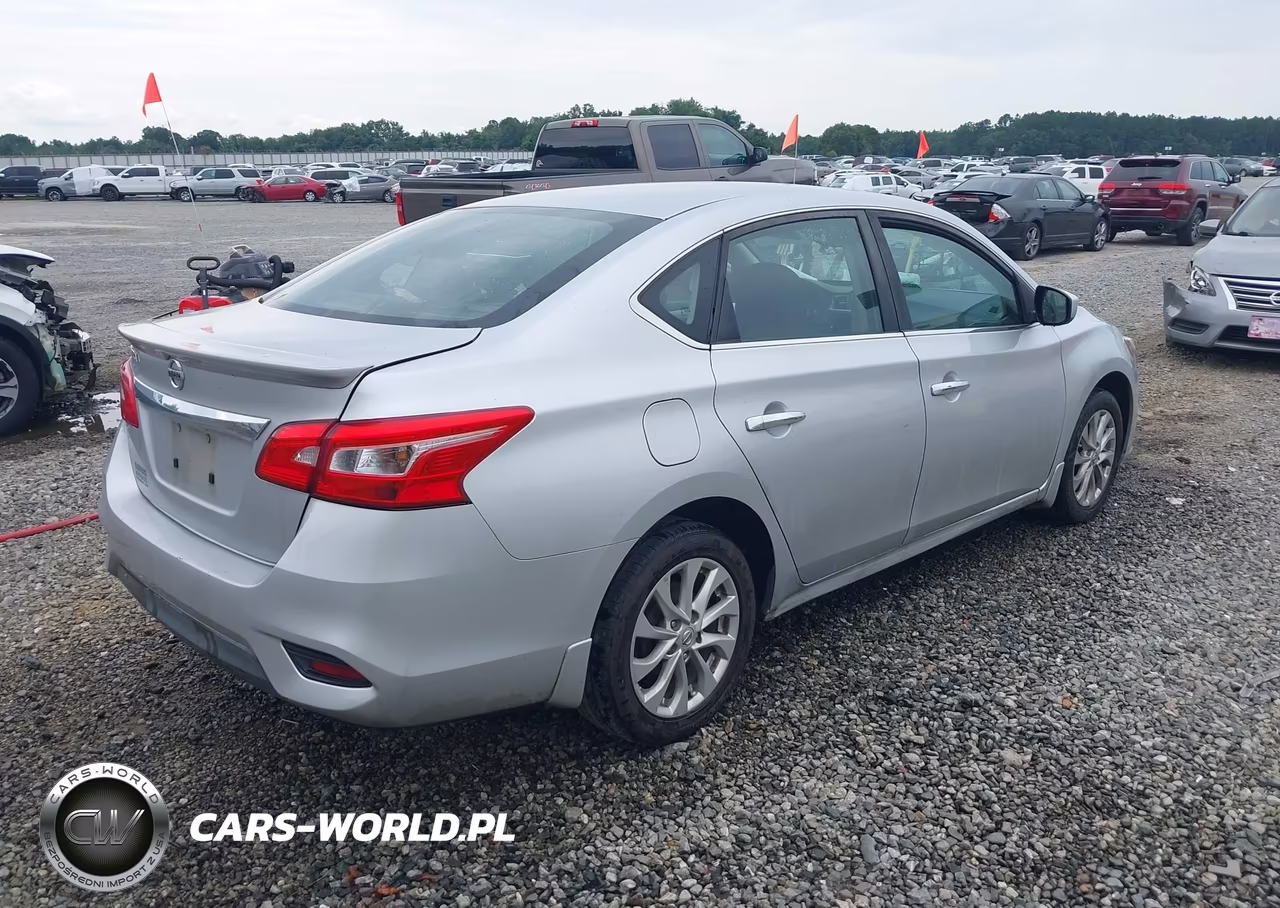 2017 Nissan Sentra S VIN:3N1AB7AP6HY205040 - 4