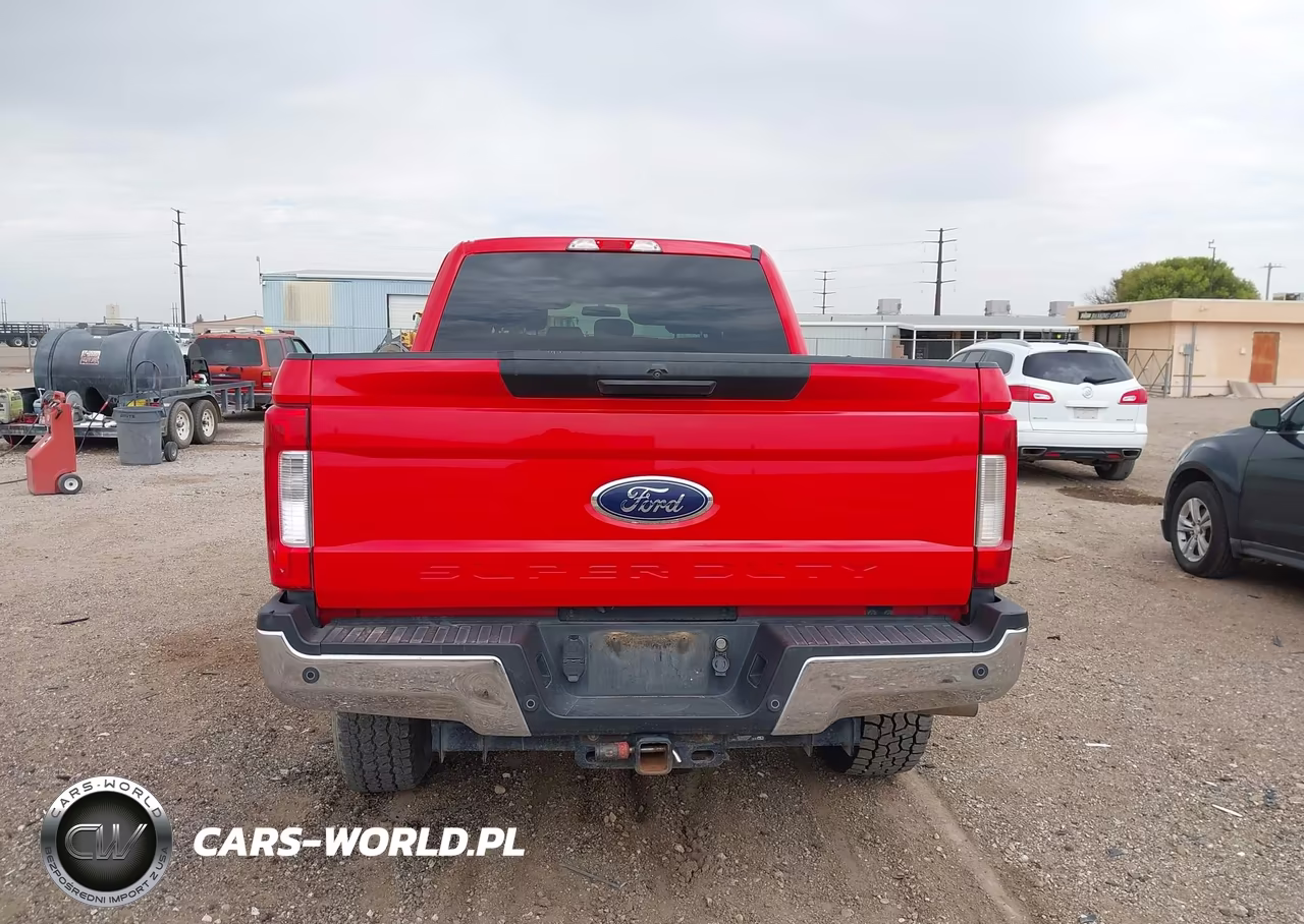 2017 Ford F-250 Xlt VIN:1FT7W2BT7HEB68989 - 16