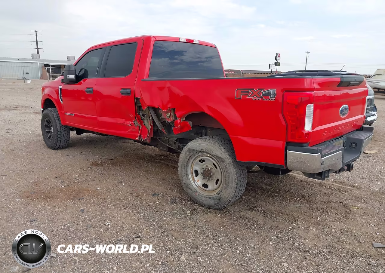 2017 Ford F-250 Xlt VIN:1FT7W2BT7HEB68989 - 3