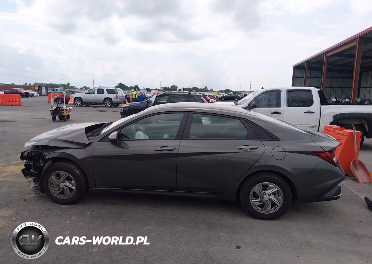 2025 Hyundai Elantra Se VIN:KMHLL4DG1SU943072 - 14