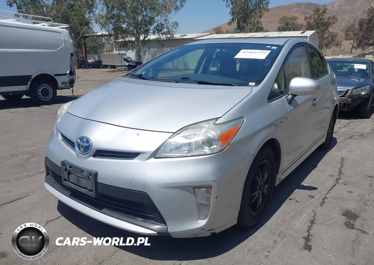 2015 Toyota Prius Three VIN:JTDKN3DUXF0446738 - 2