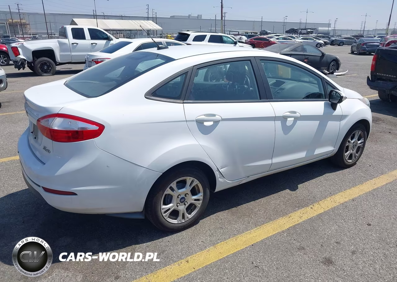 2016 Ford Fiesta Se VIN:3FADP4BJ0GM112191 - 4