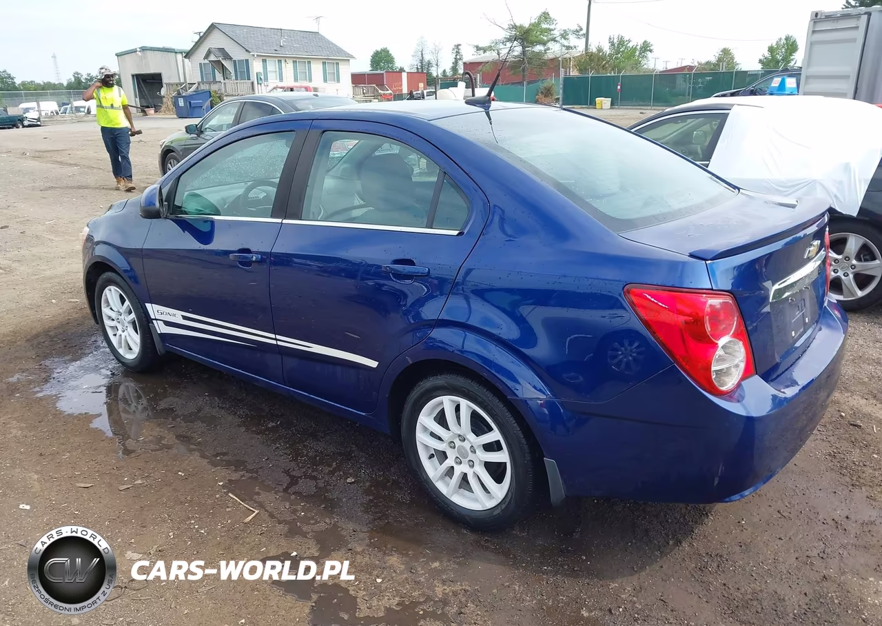 2014 Chevrolet Sonic Lt Auto VIN:1G1JC5SH5E4138704 - 3