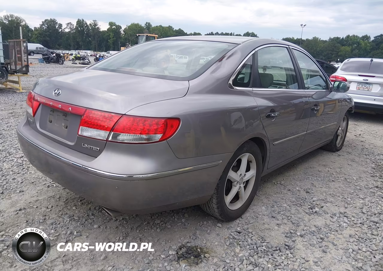 2007 Hyundai Azera Limited-Se VIN:KMHFC46F07A143759 - 4
