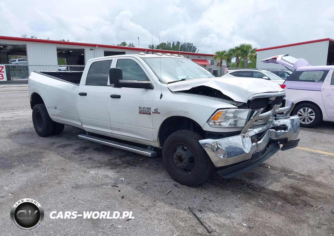 2018 Ram 3500 Tradesman 4X4 8' Box – zdjęcie 1 z 15